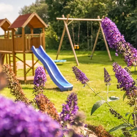 Leuchtturmidyll Harriersand Schwanewede